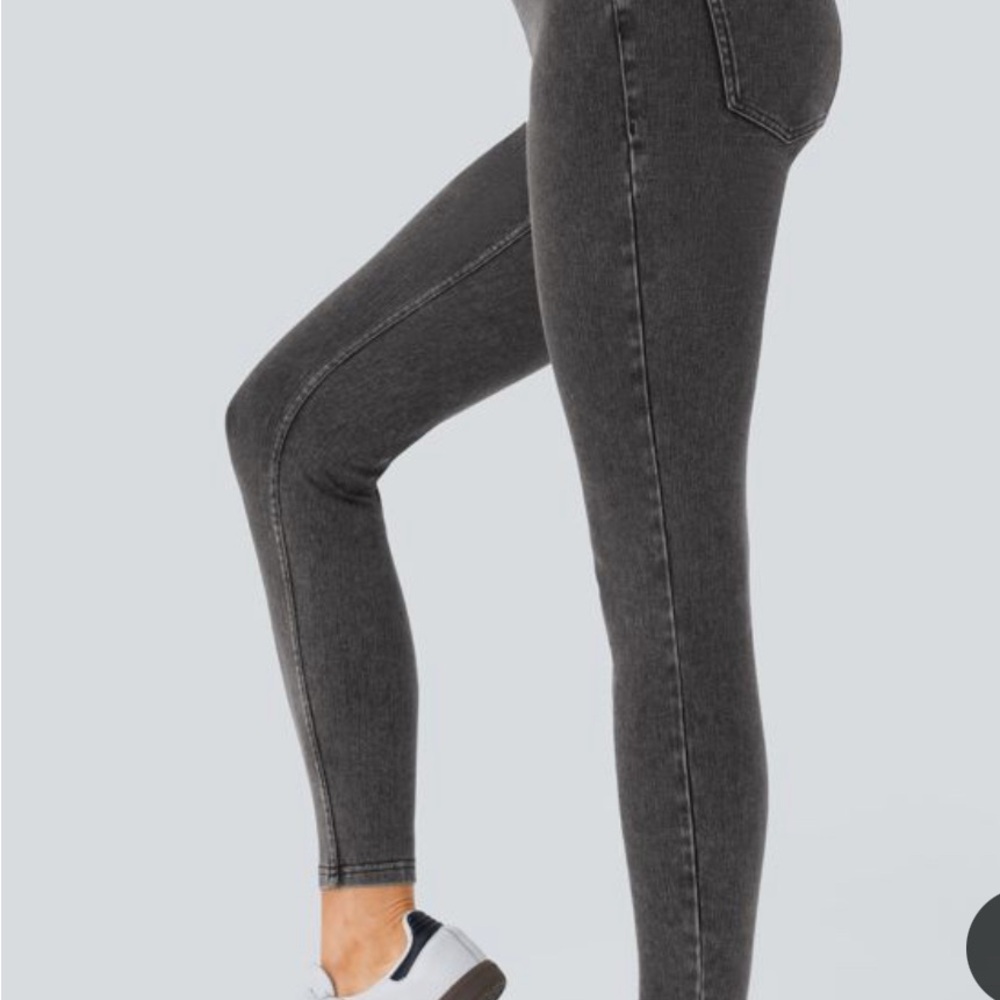Halara Women's Black jeggings Jeans Sz 2X